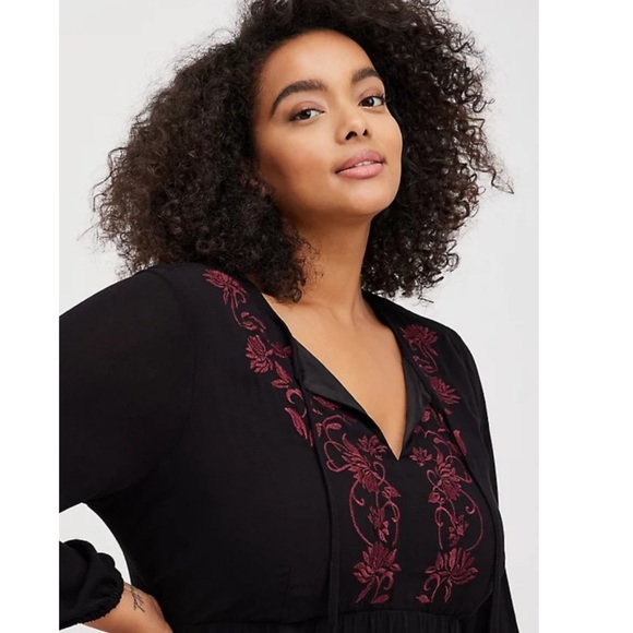 NWT TORRID SKATER DRESS - EMBROIDERED GAUZE BLACK - Picture 2 of 5